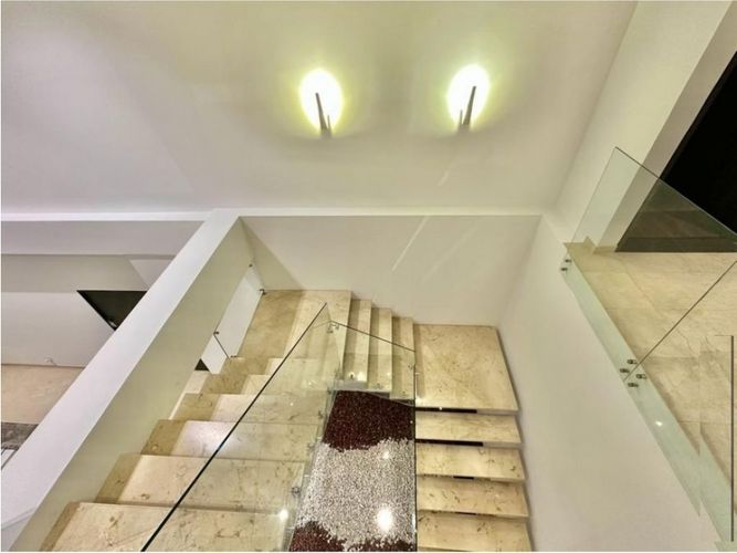 Casa de 5 alcobas en venta en Las Palmas, Medellín, 780 m² · foto 12 de 24