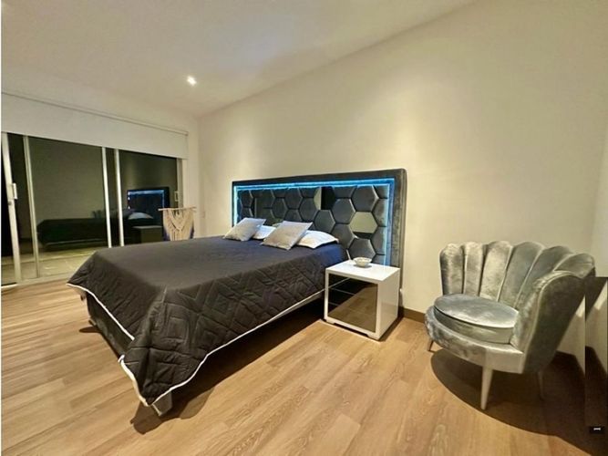 Casa de 5 alcobas en venta en Las Palmas, Medellín, 780 m² · foto 13 de 24