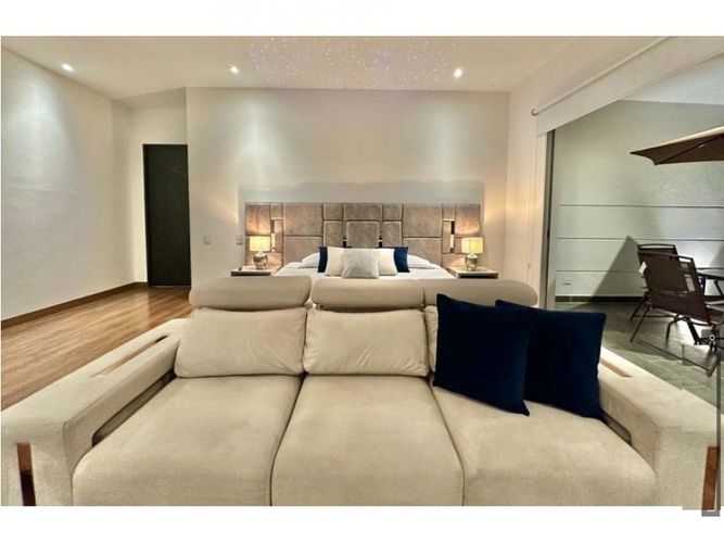 Casa de 5 alcobas en venta en Las Palmas, Medellín, 780 m² · foto 15 de 24