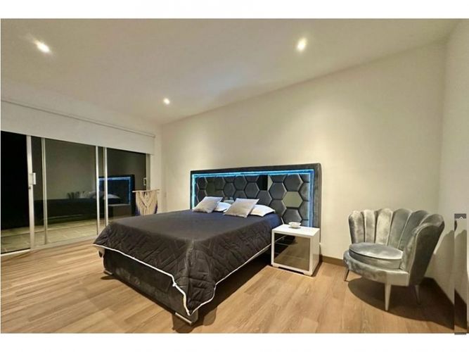 Casa de 5 alcobas en venta en Las Palmas, Medellín, 780 m² · foto 16 de 24