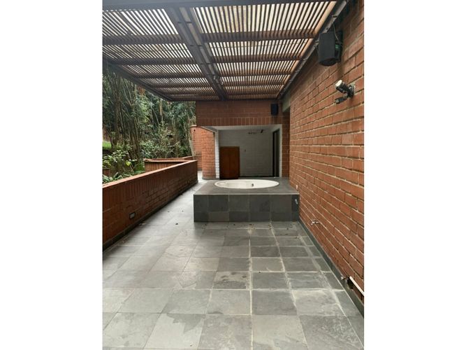 Apartamento de 3 alcobas en venta en Los Balsos, Medellín, 265 m² · foto 16 de 20