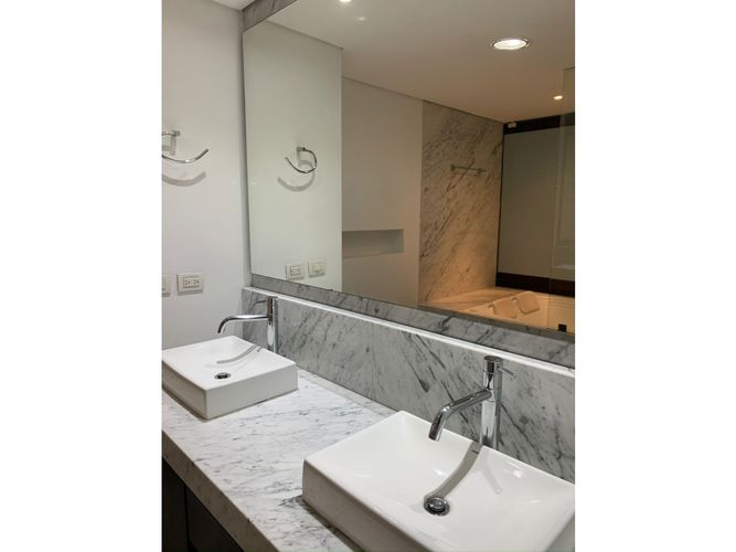 Apartamento de 3 alcobas en venta en Los Balsos, Medellín, 265 m² · foto 17 de 20
