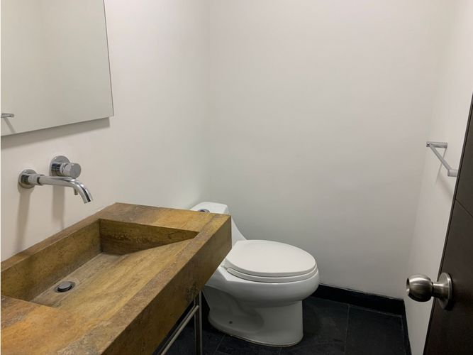Apartamento de 3 alcobas en venta en Los Balsos, Medellín, 265 m² · foto 19 de 20