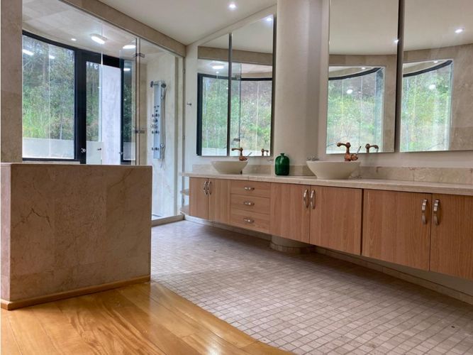 Casa de 3 alcobas en venta en El Retiro, 787 m² · foto 9 de 20