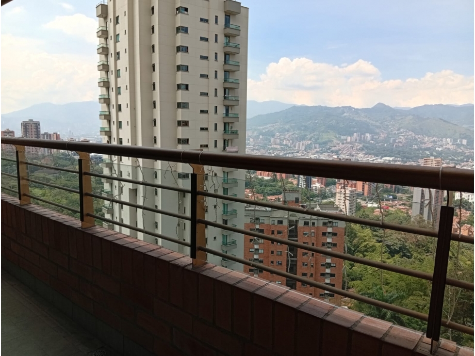 Apartamento en arriendo en Los Naranjos, Medellín · foto 18 de 19