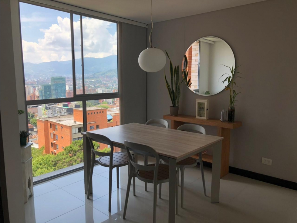 Apartamento en arriendo en Lalinde, Medellín · foto 14 de 17