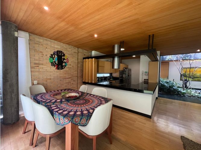 Casa de 4 alcobas en venta en Loma El Atravesado, Envigado, 345 m² · foto 6 de 24