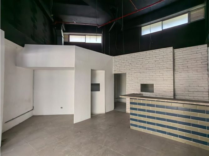 Local en venta en Las Palmas, Medellín, 56 m² · foto 3 de 15