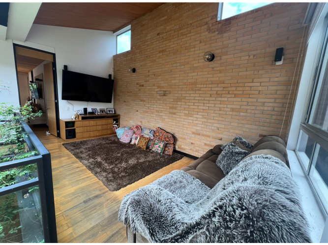 Casa de 4 alcobas en venta en Loma El Atravesado, Envigado, 345 m² · foto 21 de 24