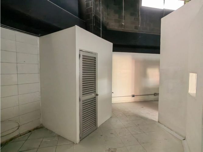 Local en venta en Las Palmas, Medellín, 56 m² · foto 14 de 15