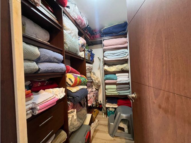 Apartamento de 3 alcobas en venta en Loma Del Chocho, Envigado, 129 m² · foto 13 de 16