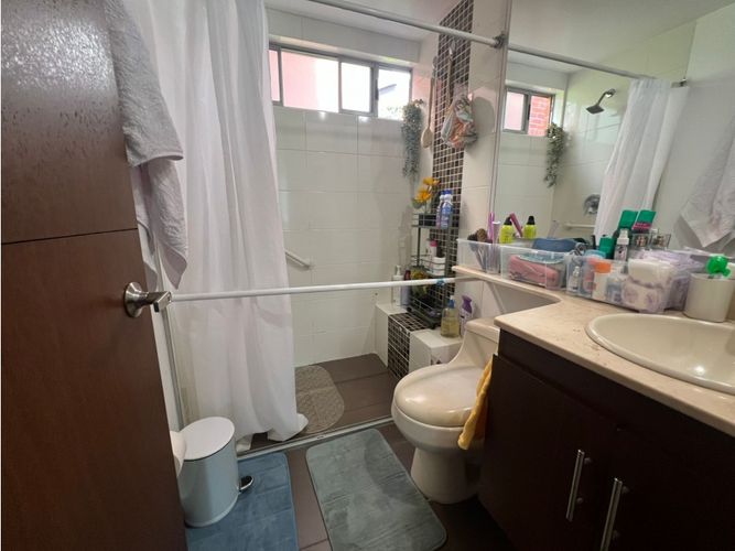 Apartamento de 3 alcobas en venta en Loma Del Chocho, Envigado, 129 m² · foto 14 de 16