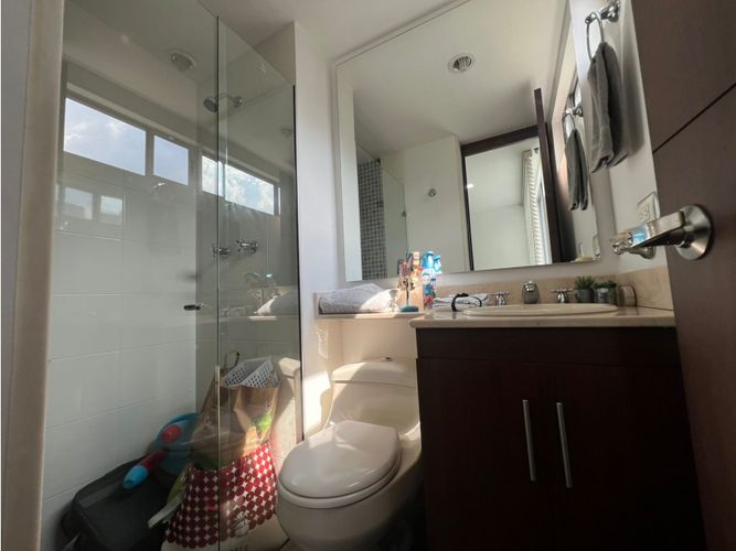Apartamento de 3 alcobas en venta en Loma Del Chocho, Envigado, 129 m² · foto 16 de 16