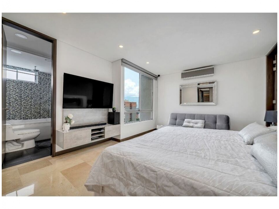 Apartamento en venta en Castropol, Medellín · foto 9 de 16