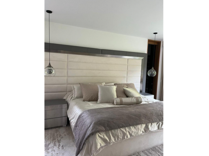 Casa de 3 alcobas en venta en Vía Las Palmas, Medellín, 345 m² · foto 9 de 10