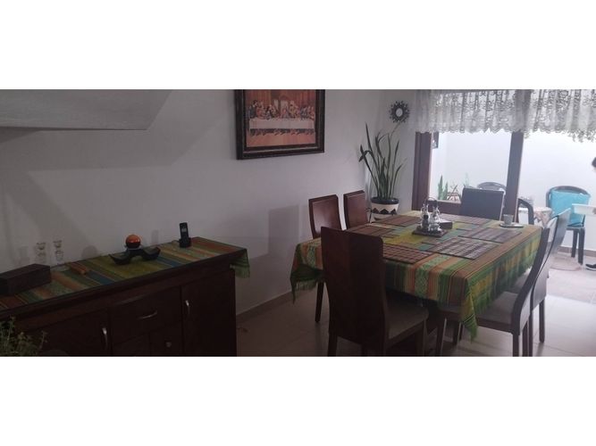 Casa de 3 alcobas en venta en La Ceja, 220 m² · foto 4 de 11