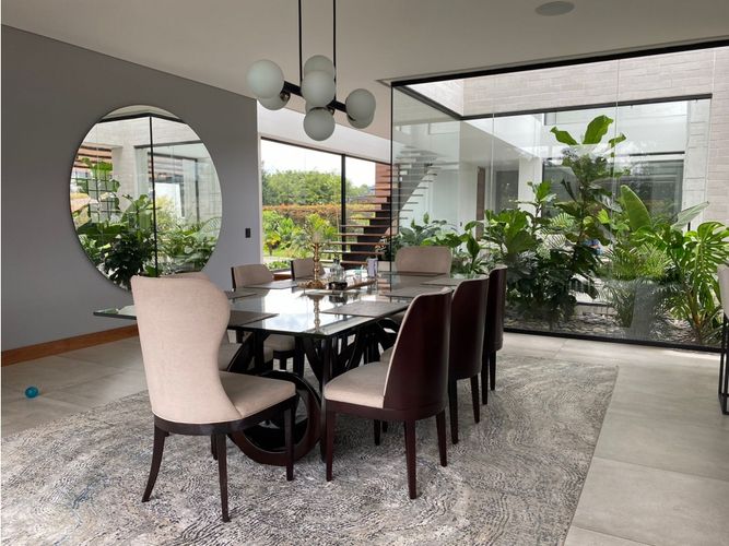 Casa de 5 alcobas en venta en Llano Grande, Rionegro, 800 m² · foto 5 de 18