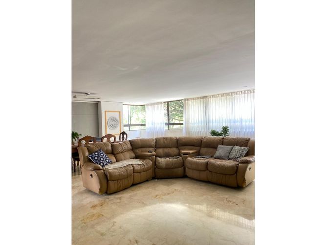Apartamento de 4 alcobas en arriendo en Los Balsos, Medellín, 200 m² · foto 4 de 24