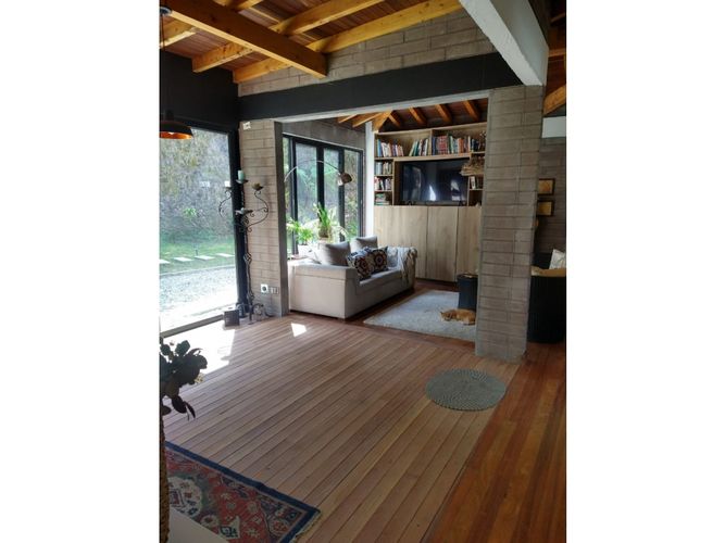 Casa de 3 alcobas en venta en Loma Del Escobero, Envigado, 230 m² · foto 8 de 24