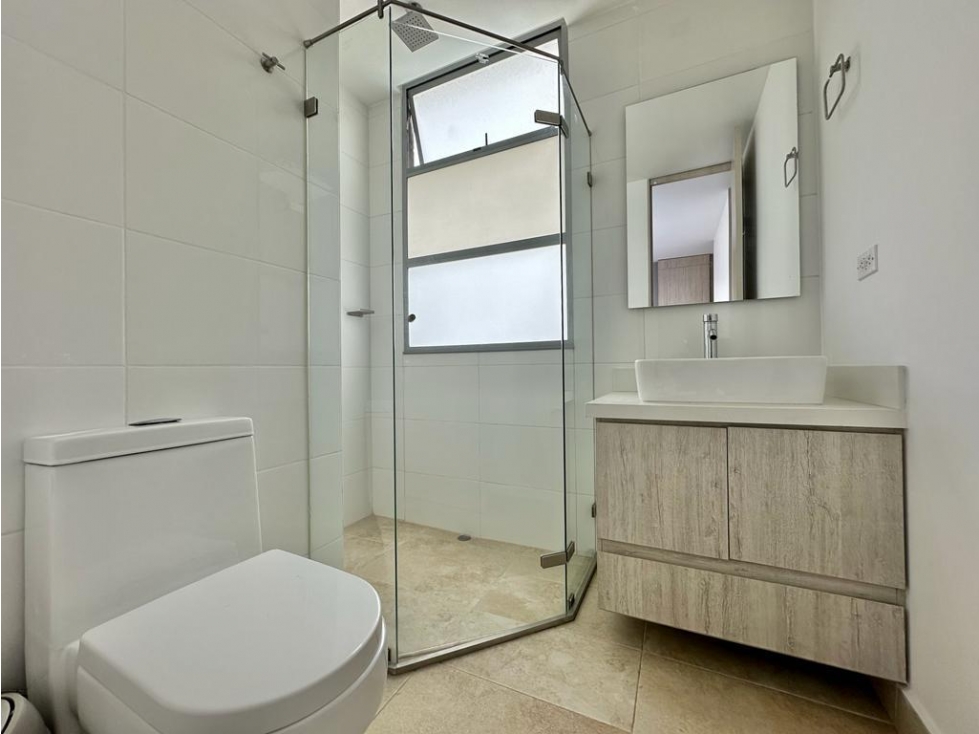 Apartamento en arriendo en La Linde, Medellín · foto 11 de 13