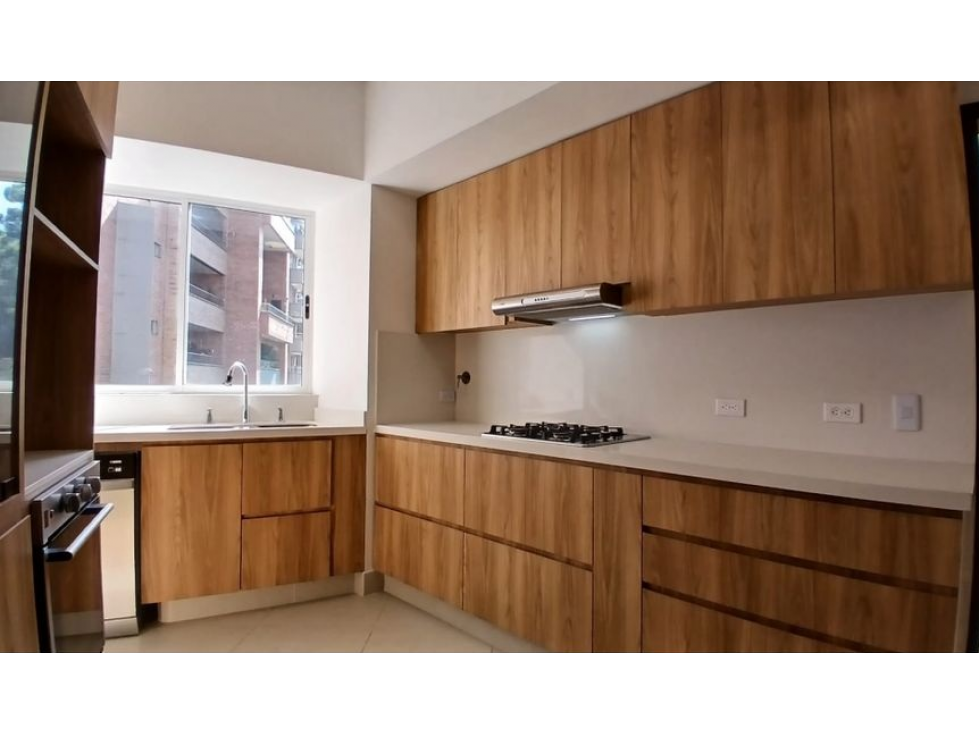 Apartamento en arriendo en El Tesoro, Medellín · foto 6 de 20