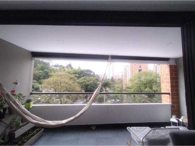 Apartamento de 3 alcobas en arriendo en Loma Benedictinos, Medellín, 114 m² · foto 3 de 19