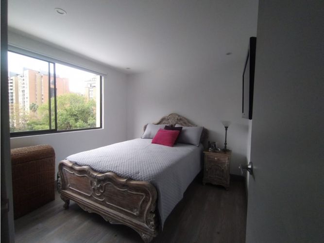 Apartamento de 3 alcobas en arriendo en Loma Benedictinos, Medellín, 114 m² · foto 8 de 19