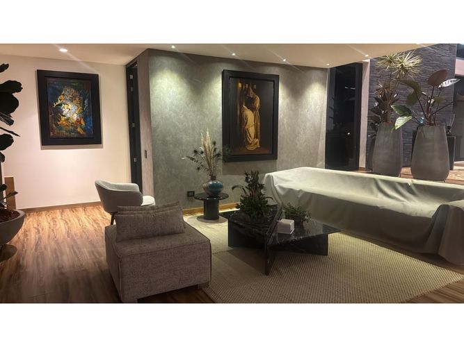 Casa de 3 alcobas en venta en Loma Del Escobero, Envigado · foto 5 de 18