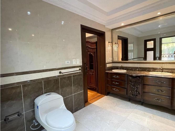 Apartamento de 5 alcobas en venta en La Calera, Medellín, 900 m² · foto 24 de 24