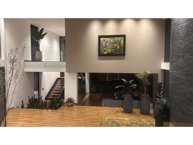 Casa de 3 alcobas en venta en Loma Del Escobero, Envigado · foto 7 de 18