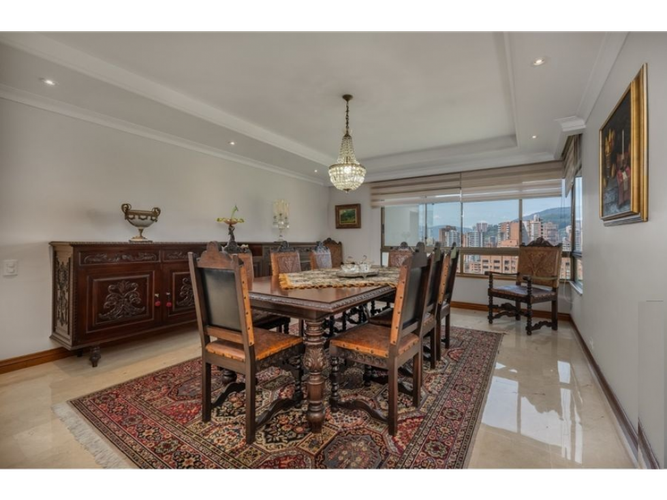 Apartamento de 3 alcobas en venta en Loma De Los Gonzalez, Medellín, 386 m² · foto 5 de 23