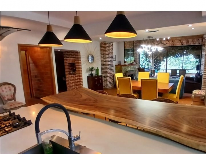 Casa de 6 alcobas en arriendo en Loma El Atravesado, Envigado, 114 m² · foto 6 de 24