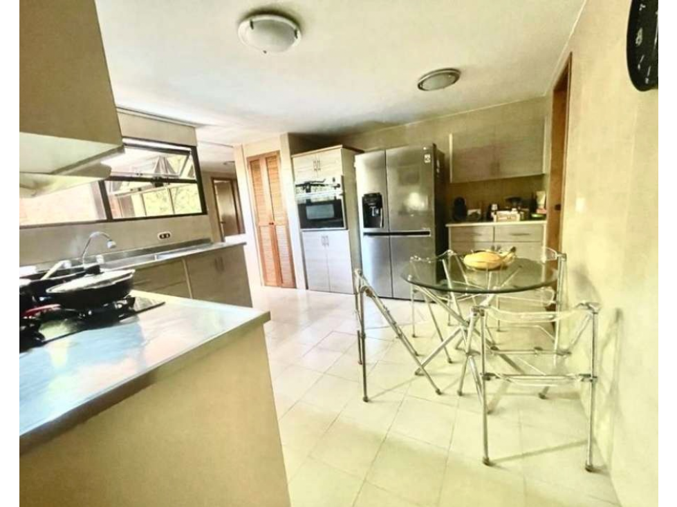 Apartamento en arriendo en Loma De Los Gonzalez, Medellín · foto 12 de 18
