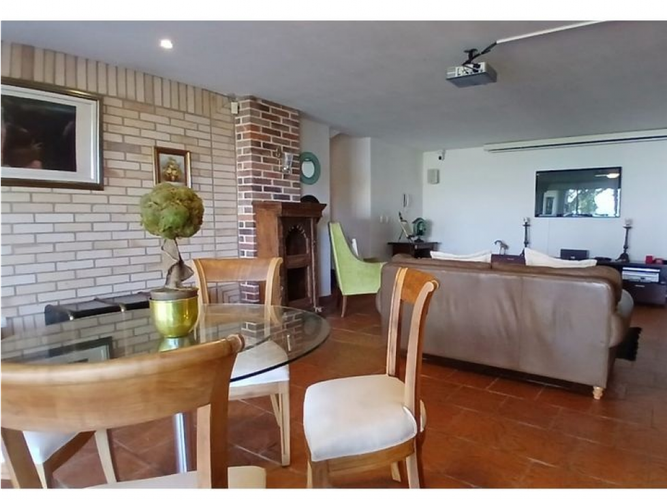 Casa de 6 alcobas en arriendo en Loma El Atravesado, Envigado, 114 m² · foto 7 de 24