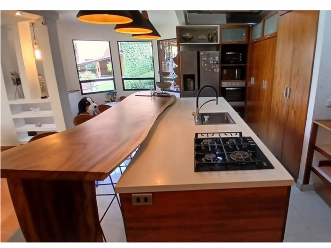 Casa de 6 alcobas en arriendo en Loma El Atravesado, Envigado, 114 m² · foto 10 de 24