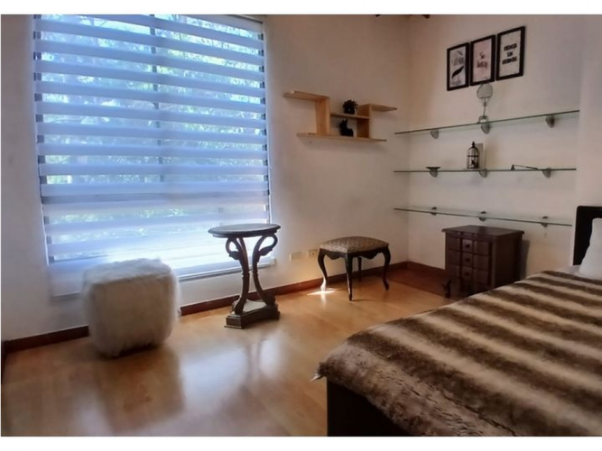Casa de 6 alcobas en arriendo en Loma El Atravesado, Envigado, 114 m² · foto 12 de 24
