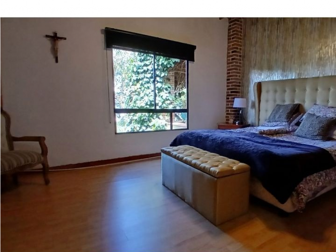 Casa de 6 alcobas en arriendo en Loma El Atravesado, Envigado, 114 m² · foto 13 de 24