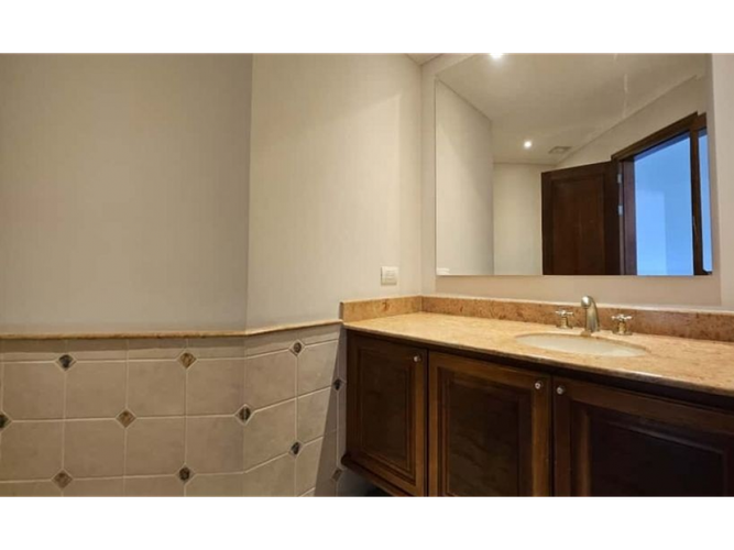 Apartamento de 3 alcobas en venta en Loma De Los Gonzalez, Medellín, 386 m² · foto 22 de 23