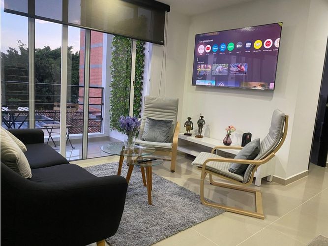 Apartamento de 4 alcobas en arriendo en El Velódromo, Medellín, 130 m² · foto 2 de 17