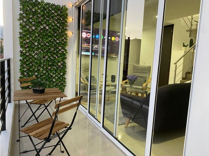 Apartamento de 4 alcobas en arriendo en El Velódromo, Medellín, 130 m² · foto 9 de 17