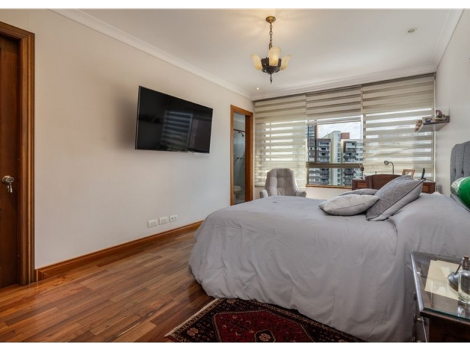 Apartamento de 3 alcobas en arriendo en Loma De Los Gonzalez, Medellín, 386 m² · foto 16 de 23