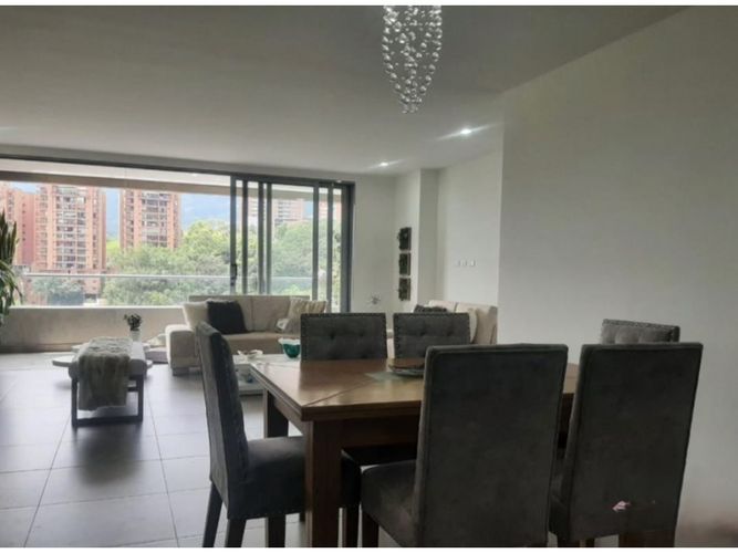 Apartamento en venta en Las Brujas, Envigado · foto 2 de 13
