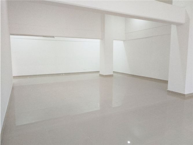 Local en arriendo en Colombia, Medellín, 300 m² · foto 6 de 12