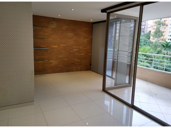 Apartamento de 3 alcobas en arriendo en Los Parra, Medellín, 150 m² · foto 6 de 21