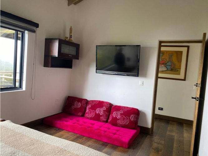 Casa de 4 alcobas en venta en Loma Del Escobero, Envigado, 400 m² · foto 5 de 15