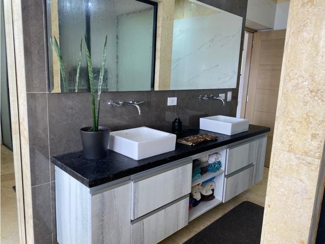 Casa de 4 alcobas en venta en Loma Del Escobero, Envigado, 400 m² · foto 13 de 15