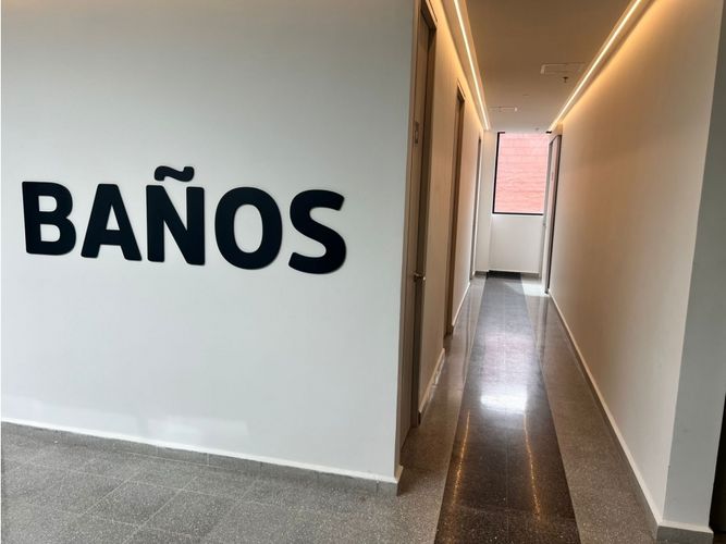 Consultorio en arriendo en Los Colores, Medellín, 26 m² · foto 19 de 19