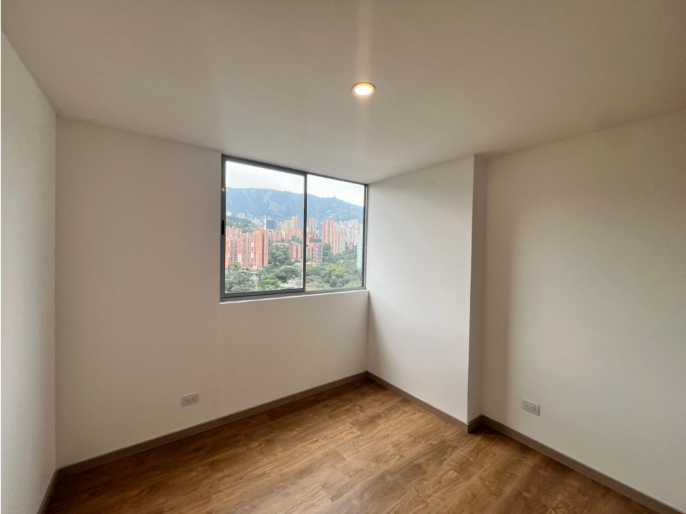 Apartamento en arriendo en Ciudad Del Río, Medellín · foto 9 de 19