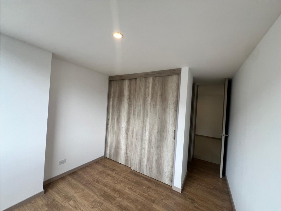 Apartamento en arriendo en Ciudad Del Río, Medellín · foto 10 de 19