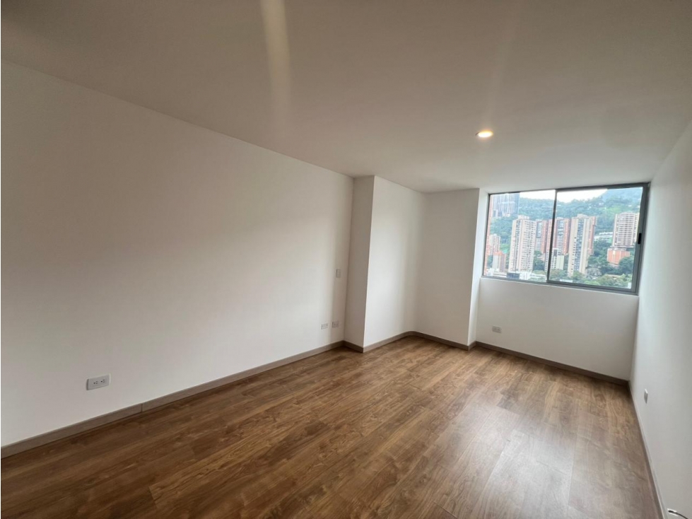 Apartamento en arriendo en Ciudad Del Río, Medellín · foto 14 de 19